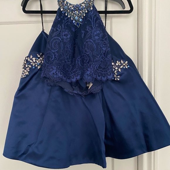 Sherri Hill dress - Picture 2 of 5